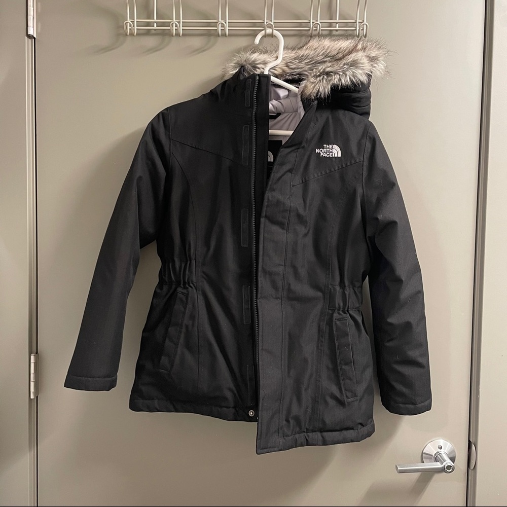 The North Face Girls Hyvent 550 Jacket